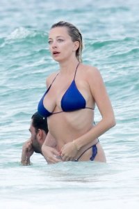 Caroline Vreeland Sexy TheFappeningBlog.com 2.jpg