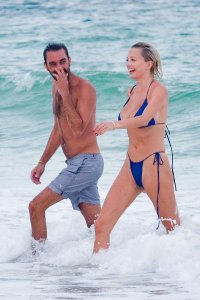 Caroline Vreeland Nude & Sexy TheFappeningBlog.com 6.jpg