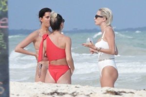 Caroline Vreeland Nude & Sexy TheFappeningBlog.com 129.jpg