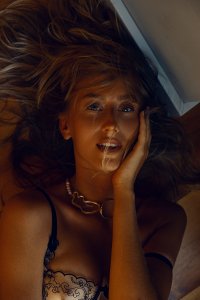 Lady Y Nude TheFappeningBlog.com 11.jpg