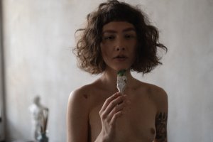 Lola Litvinenko  Nude TheFappeningBlog.com 3.jpg