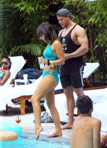 Roxanne Pallett Sexy TheFappeningBlog.com 17.jpg