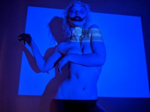 Nell Nabarro Nude TheFappeningBlog.com 6.jpg