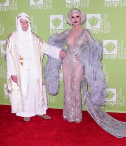 Catherine Zeta-Jones Sexy TheFappeningBlog.com 10.jpg