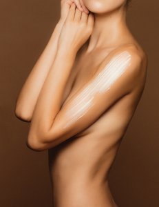 Ollie Kram Nude Pics 6.jpg