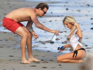 Daisy Lea Sexy 19.jpg