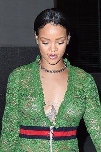 Rihanna See Through Pics 38.jpg