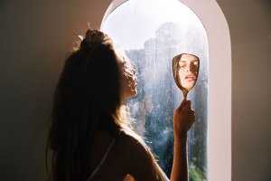 Avril Alexander Nude & Sexy 12.jpg