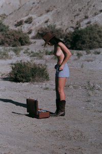 Carlota Román  Nude TheFappeningBlog.com 1.jpg