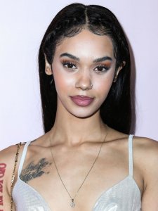 Indyamarie Jean Pelton Sexy TheFappeningBlog.com 3.jpg