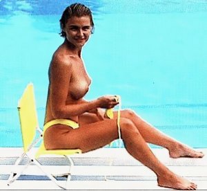 Alexandra Bronkers Nude TheFappeningBlog.com 8.jpg