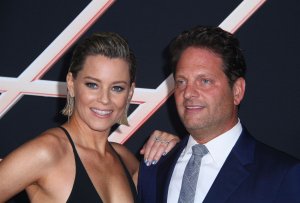 Elizabeth Banks Sexy TheFappeningBlog.com 46.jpg