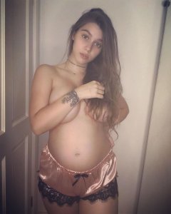 Ffion Holly James Nude & Sexy TheFappeningBlog.com 39.jpg