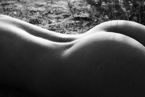 Esa Nude TheFappeningBlog.com 7.jpg