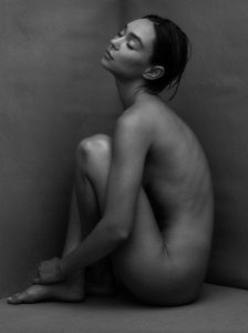 Emma Isabella Holley Nude TheFappeningBlog.com 29.jpg