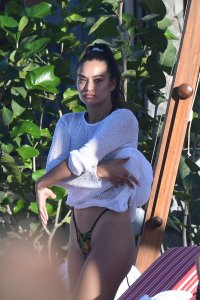 Shanina Shaik Sexy TheFappeningBlog.com 5.JPG