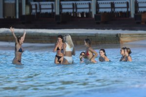 Devon Windsor, Hannah Ferguson, Shanina Shaik Sexy TheFappeningBlog.com 21.jpg