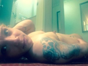 Sassee Cassee Nude Sexy TheFappeningBlog.com 2.jpg