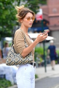 Bella Hadid  TheFappeningBlog.com 18072.jpg