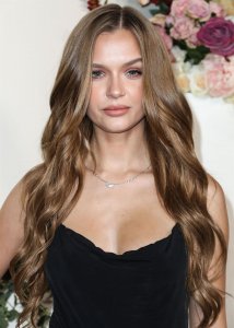 Josephine Skriver Sexy TheFappeningBlog.com 10.jpg