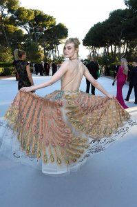 Elle Fanning Sexy 16.jpg