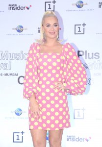 Katy Perry Upskirt & Sexy TheFappeningBlog.com 2.jpg