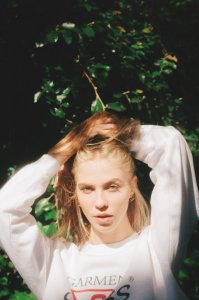 Julia Majewska  Nude TheFappeningBlog.com 10.jpg