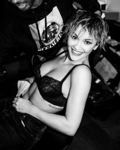 Rita Ora Sexy Bra Tits TheFappeningBlog.com 5.jpg