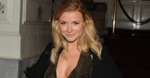 Gigi Ravelli Sexy TheFappeningBlog.com 5.jpg