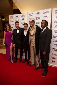 Lizzie Cundy, Peter Andre, Junior Andre, Chico Slimani  TheFappeningBlog.com 2083.jpg