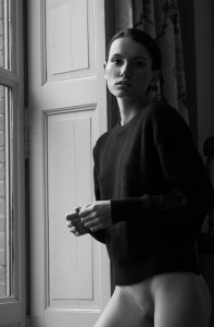 Maurel Carla  Nude TheFappeningBlog.com 2.jpg