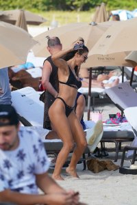 Metisha Schaefer Sexy TheFappeningBlog.com 3.jpg