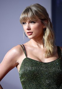 Taylor Swift Sexy TheFappeningBlog.com 41.jpg
