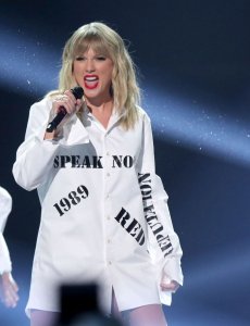 Taylor Swift Sexy Photos TheFappeningBlog.com 39.jpg