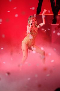 Taylor Swift Sexy Photos TheFappeningBlog.com 104.jpg