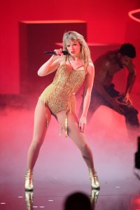 Taylor Swift Sexy Photos TheFappeningBlog.com 107.jpg