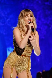 Taylor Swift Sexy Photos TheFappeningBlog.com 113.jpg