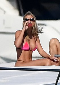 Sofia Richie Hot Photos TheFappeningBlog.com 55.jpg