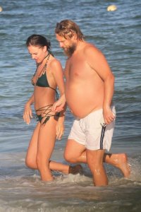 Eliza Cummings Sexy TheFappeningBlog.com 2.jpg