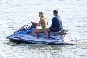 Hailey Baldwin Hot Sexy Pics TheFappeningBlog.com 15.jpg