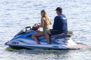 Hailey Baldwin Hot Sexy Pics TheFappeningBlog.com 17.jpg