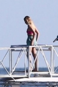 Hailey Baldwin Hot Sexy Pics TheFappeningBlog.com 27.jpg