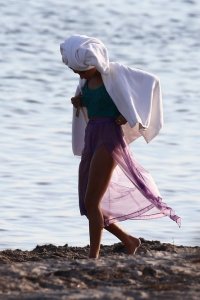 Hailey Bieber Hot TheFappeningBlog.com 24.jpg