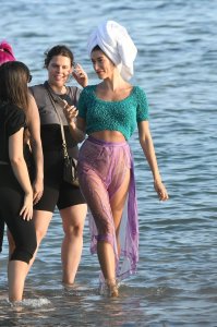 Hailey Bieber Sexy Ass TheFappeningBlog.com 5.jpg