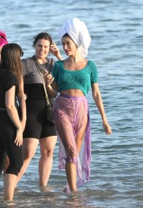 Hailey Bieber Sexy Ass TheFappeningBlog.com 6.jpg