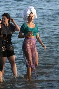 Hailey Bieber Sexy Ass TheFappeningBlog.com 9.jpg