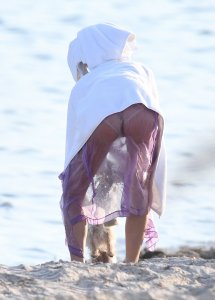 Hailey Bieber Sexy Ass TheFappeningBlog.com 14.jpg