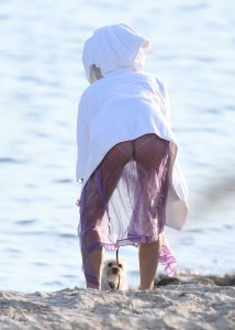 Hailey Bieber Sexy Ass TheFappeningBlog.com 17.jpg