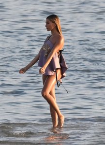 Hailey Bieber Sexy Ass TheFappeningBlog.com 26.jpg