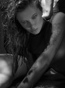 Ireland Baldwin Sexy 11.jpg